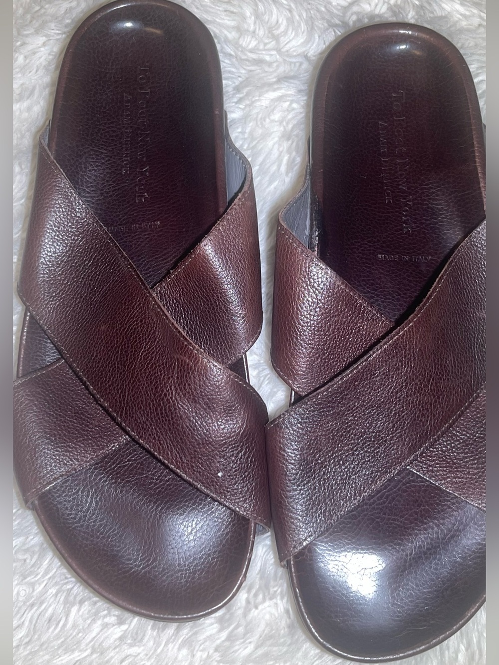To boot  New York men’s Leather Cross-Strap Slide Sandals in Deep Brown size 11